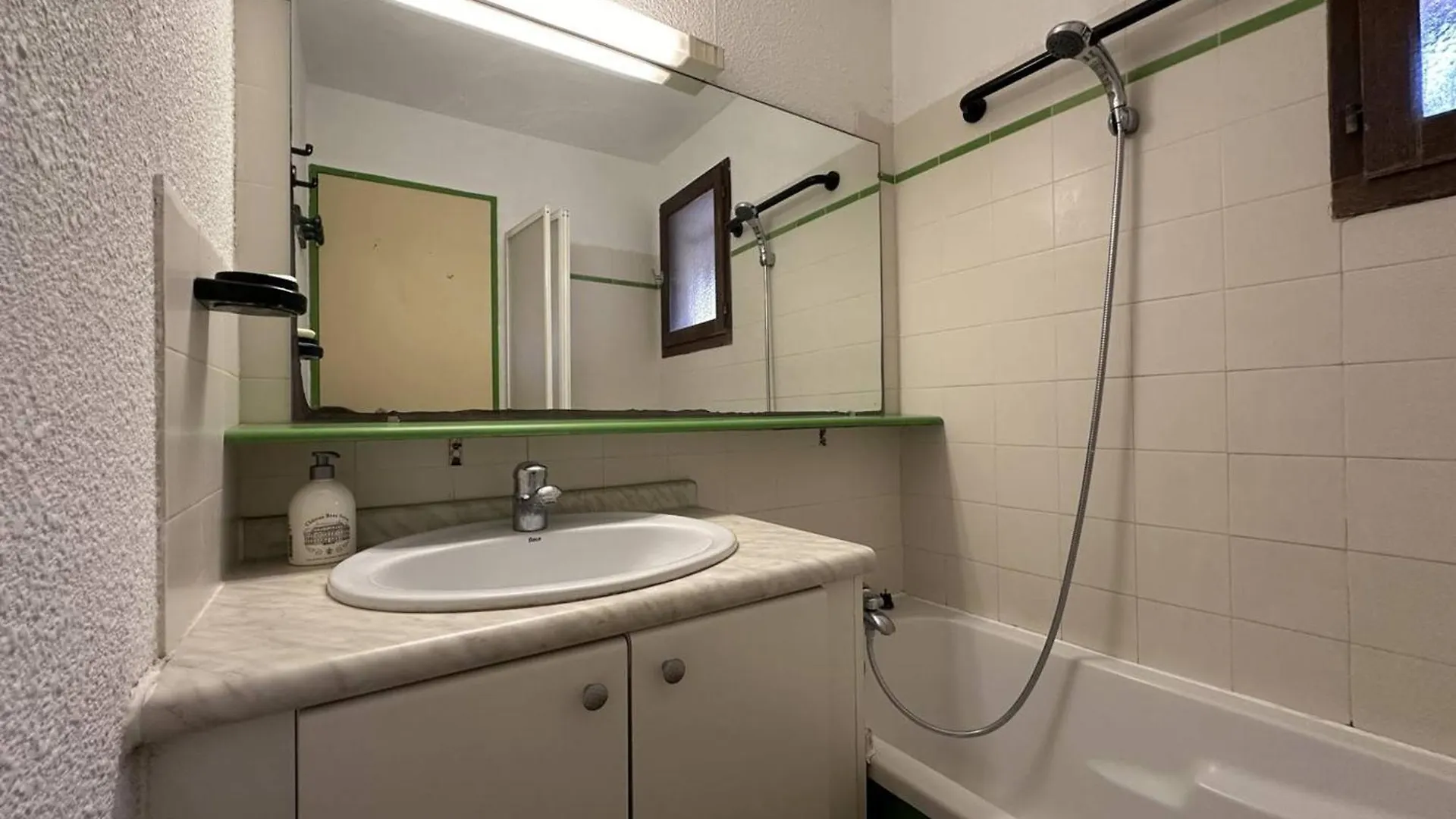 Apartament Appartement Avec Terrasse Ensoleillee Pour 6 Personnes A Sainte-Maxime - Fr-1-768-77